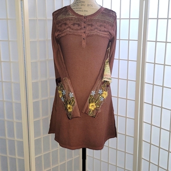 Aratta silent journey top/Dress NWT - Picture 1 of 10